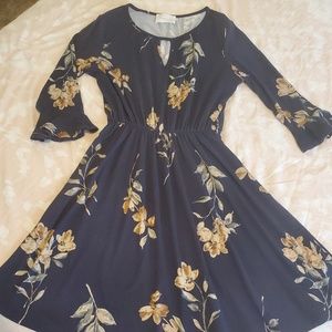 Navy Floral Mini